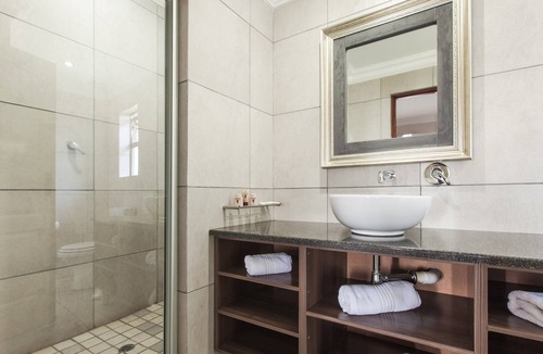 Krugersdorp House | Usambara lodge