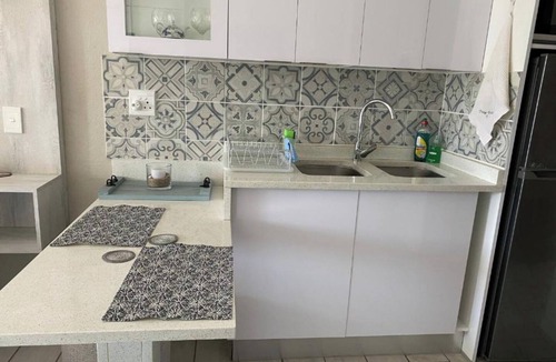Manaba Beach Ski Chalet | Uvongo Chalet 11 Room 201