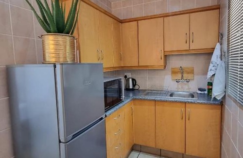 Christiana Apartment | Vaal De Vue - Formanstreet 68 - Self Catering Apartment