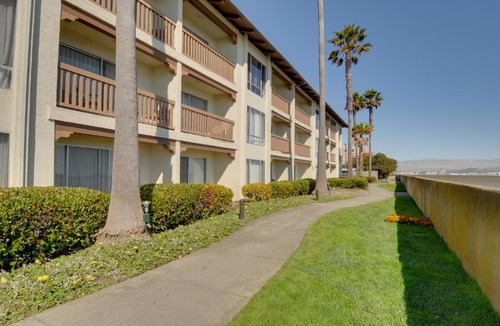 Burlingame Hotel | Vagabond Inn Executive San Francisco Airport SFO