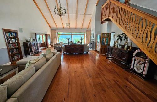 Worcester House | Valley View Eco Country Estate - Paradise in the Winelands