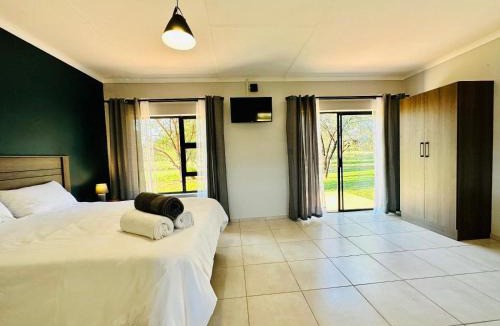 Thabazimbi Cabin | ValView Guest Lodge