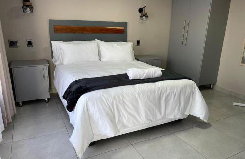 Sterkrivier House | Vation Nation Guest House