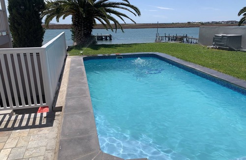 Laaiplek House | Veldrift Retreat: Family Accommodation on the Banks of the Berg River!