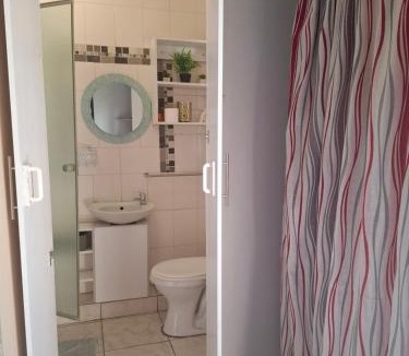 Mogwase Bed & Breakfast | Vicky B Bed and Breakfast