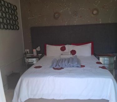 Mogwase Bed & Breakfast | Vicky B Bed and Breakfast