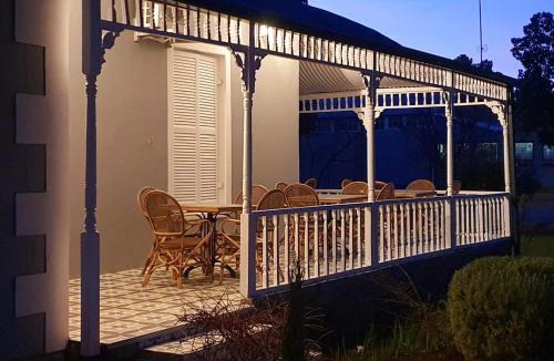 Loxton House | Vier Seisoene Gastehuis