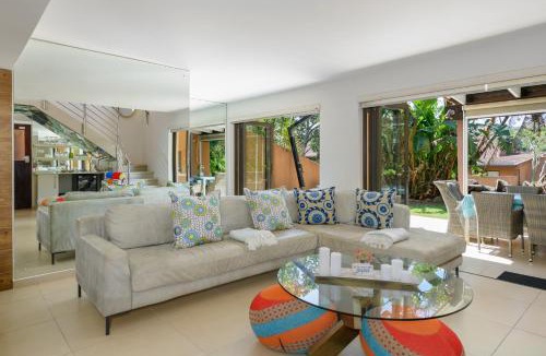 San Lameer Villa | Villa 2811 Luxurious and Modern at Upmarket Golf and Beach Estate