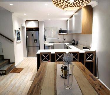 Shaka's Rock Villa | Villa ∙ 3 bedrooms ∙ 6 guests