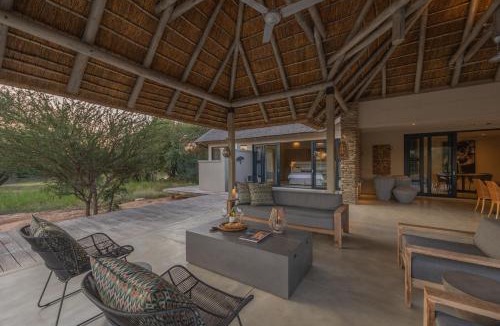 Hoedspruit Villa | Villa Acacia