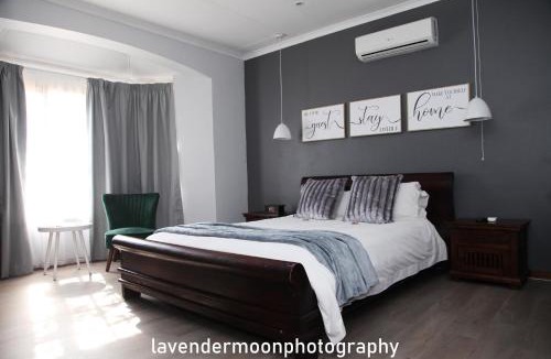Douglas House | Villa de Ghaap Guesthouse