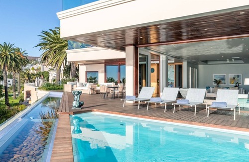 Bantry Bay Villa | Villa Een - Three Bedroom Villa, Sleeps 6