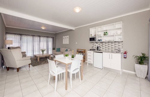 Elgin Apartment | Villa Eika