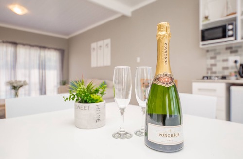 Elgin Apartment | Villa Eika