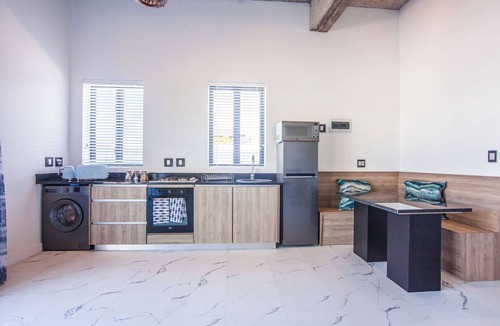 Yzerfontein Apartment | Villa Fantastica Suite- Spacious & No Loadshedding