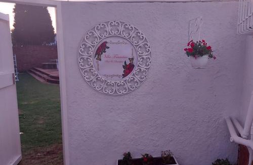 Germiston House | Villa Francisco Bed & Breakfast Solar Power