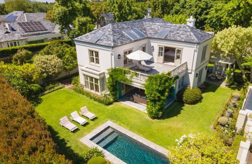 Alphen House | Villa High Court and Cottage