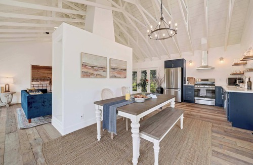Calistoga Villa | Villa in French Chateau Estate in Napa Valley