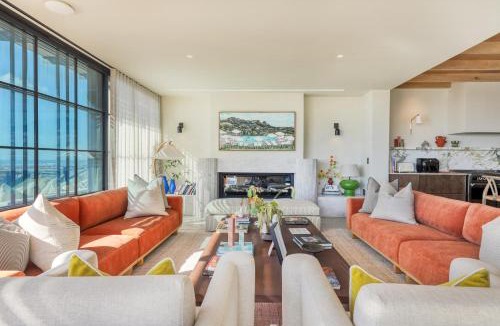 Constantia House | Villa Lion View Private Luxury Retreat