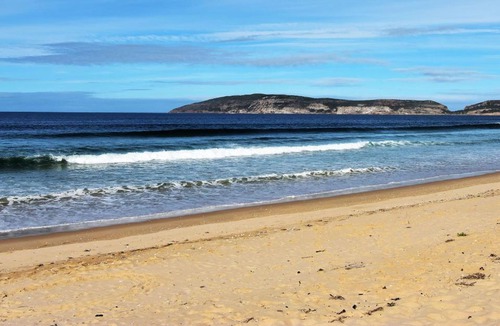 Robberg Beach Villa | Villa off Beachy Head Drive
