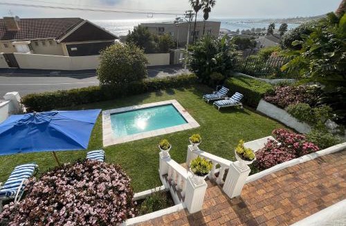 Camps Bay House | Villa on Camps Bay Drive