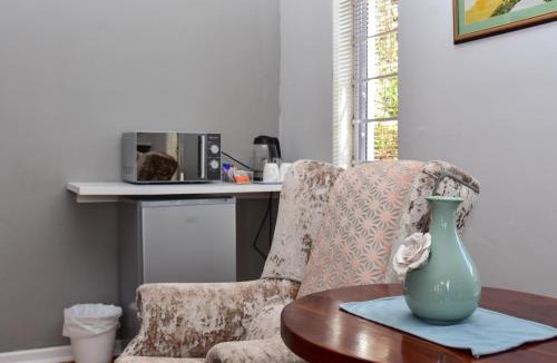 Grahamstown House | Villa Palesa Guesthouse