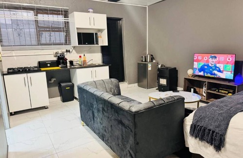 Woodmead Apartment | Villa Picasso Sandton - Executive