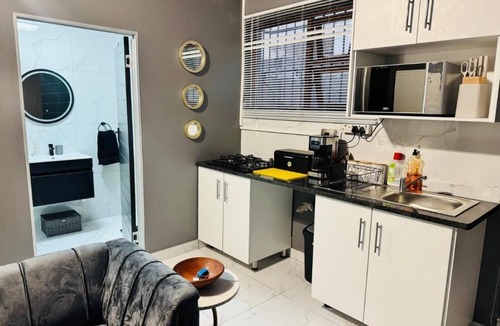 Woodmead Apartment | Villa Picasso Sandton - Executive