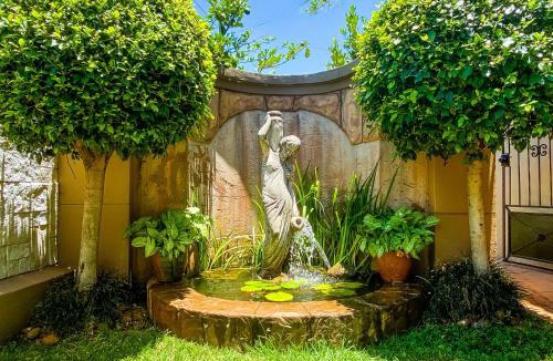 Faerie Glen Villa | Villa Toledo - solar home