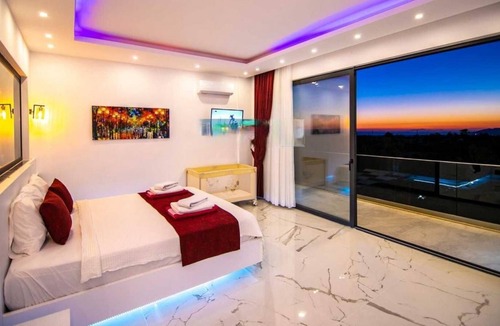 Uzumlu Apartment | Villa with Jacuzzi, Hammam, Sauna and Pool in Kas
