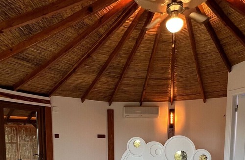 Sapanca Villa | Villa with Pool, Backyard and Jacuzzi in Sapanca