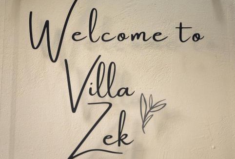 Garsfontein Apartment | VillaZek a modern 2 bedroom open- plan apartment with parking