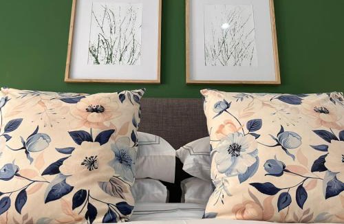 Constantia House | Vines Cottage, The Vines, Constantia