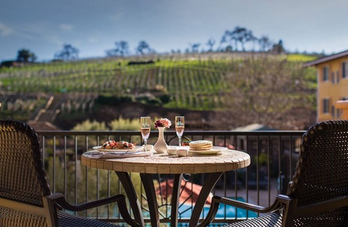 Napa House | Vino Bello Resort and Spa Napa Valley