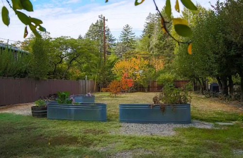 Hacienda House | Vino Rio: Wine Country Hot Tub Russian River