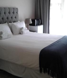 Umtata House | Vinolux Guest House