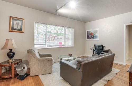 Grand Lake Apartment | Walkable Dtwn Oakland Apt w/Shared Rooftop!