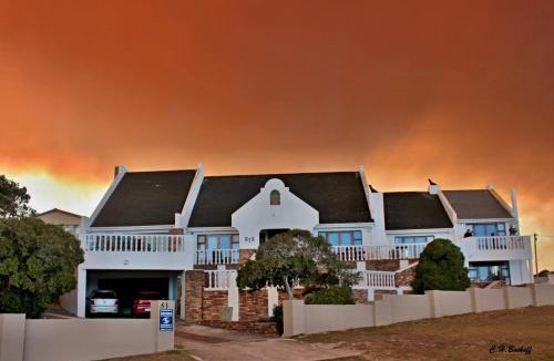 Franskraal House | Walkerbay Accommodation