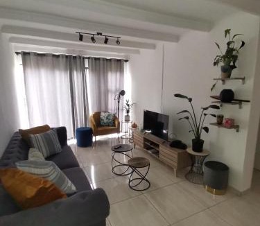 Pretoria Apartment | Wapadrand Modern Self-catering Apartment