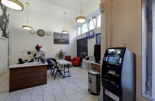 Tenderloin Hotel | Warfield Hotel