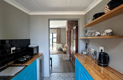 Grabouw Other | Warm & Welcoming Cottage - Your Perfect Getaway