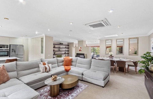 West Beach House | Warwick Coastal Harmony