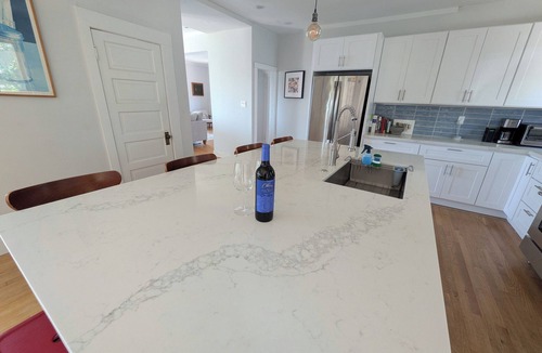 Point Richmond House | Waterfront Bridge & Bay Views! SF, Napa, Marin, Berkeley - Spacious Retreat