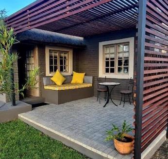 Metsimaholo Hotel | Waterfront Cottage Stand 122