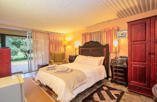 Carolina House | Waterfront Guest House