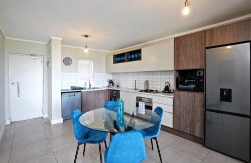 Century City Apartment | Waters Edge Uno