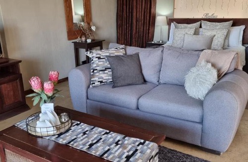 Kosmos House | Watershed Guest House