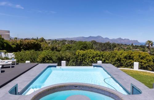Somerset West Villa | Waveren's Nest