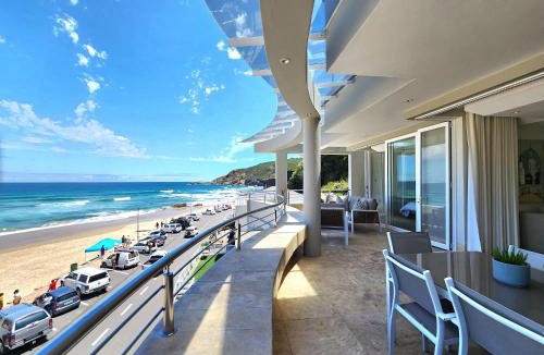 Herolds Bay House | Waves of Grace Seafront Villa