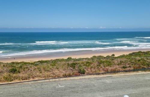 Wilderness Beach Apartment | WavesEnd Wilderness Self-catering Units